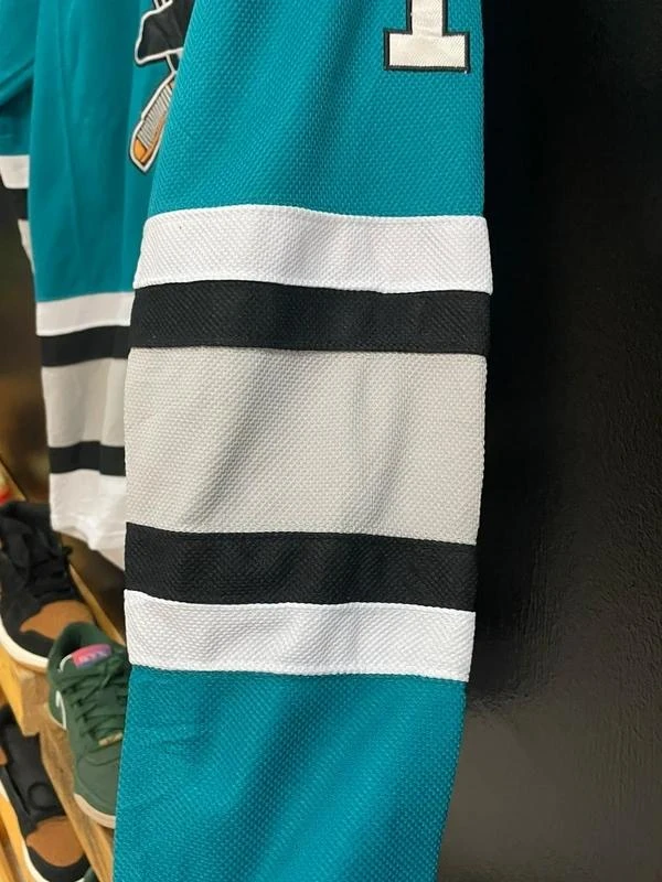 Reebok NHL Hockey Jersey Thornton 19 San Jose Sharks Vintage Blue Blokecore Y2K – photo 9